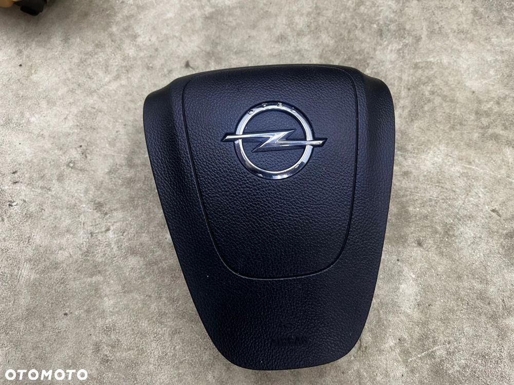 Deska rozdzielcza Opel Insignia A 08-13r. konsola poduszki powietrzne pasy - 3