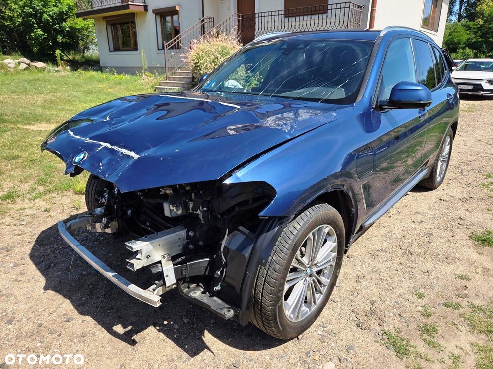 BMW X3 xDrive30e M Sport Edition - 4