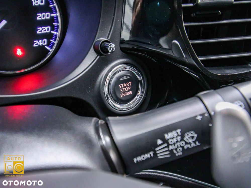 Mitsubishi Outlander 2.0 Instyle Navi 4WD CVT - 33