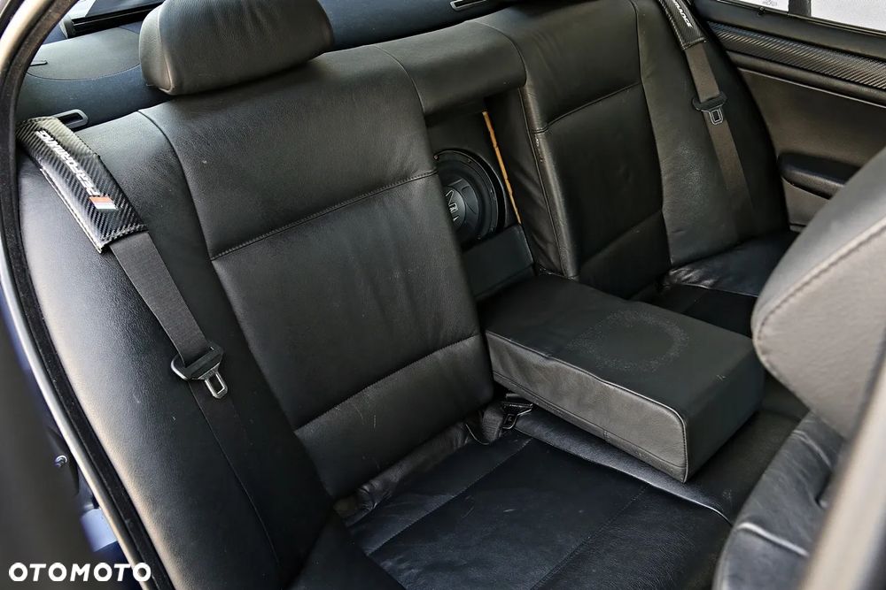 BMW Seria 3 320i - 37