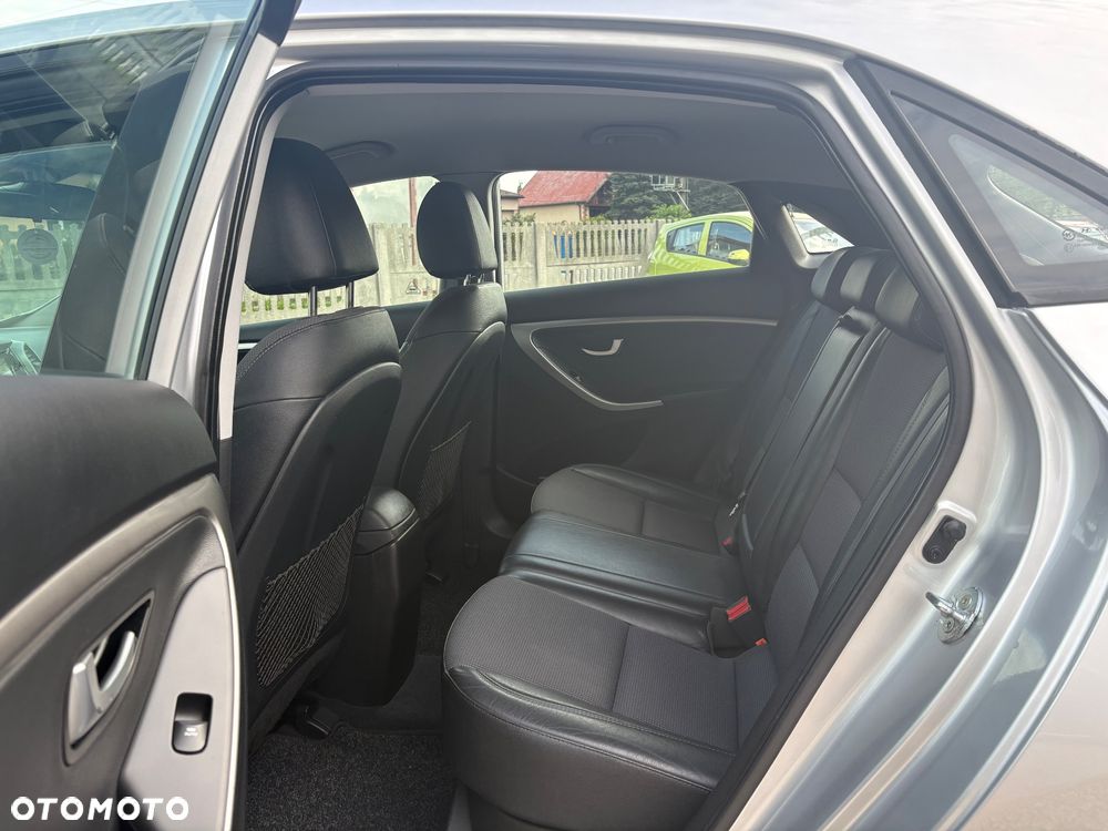 Hyundai i30 1.4 CRDi Intro Edition - 23