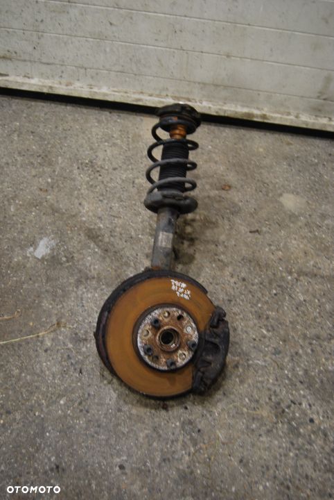 ZWROTNICA MCPERSON PRAWY PRZÓD AUDI A3 8P 2.0 TDI 03-12 VW GOLF V SKODA SEAT 288MM - 6