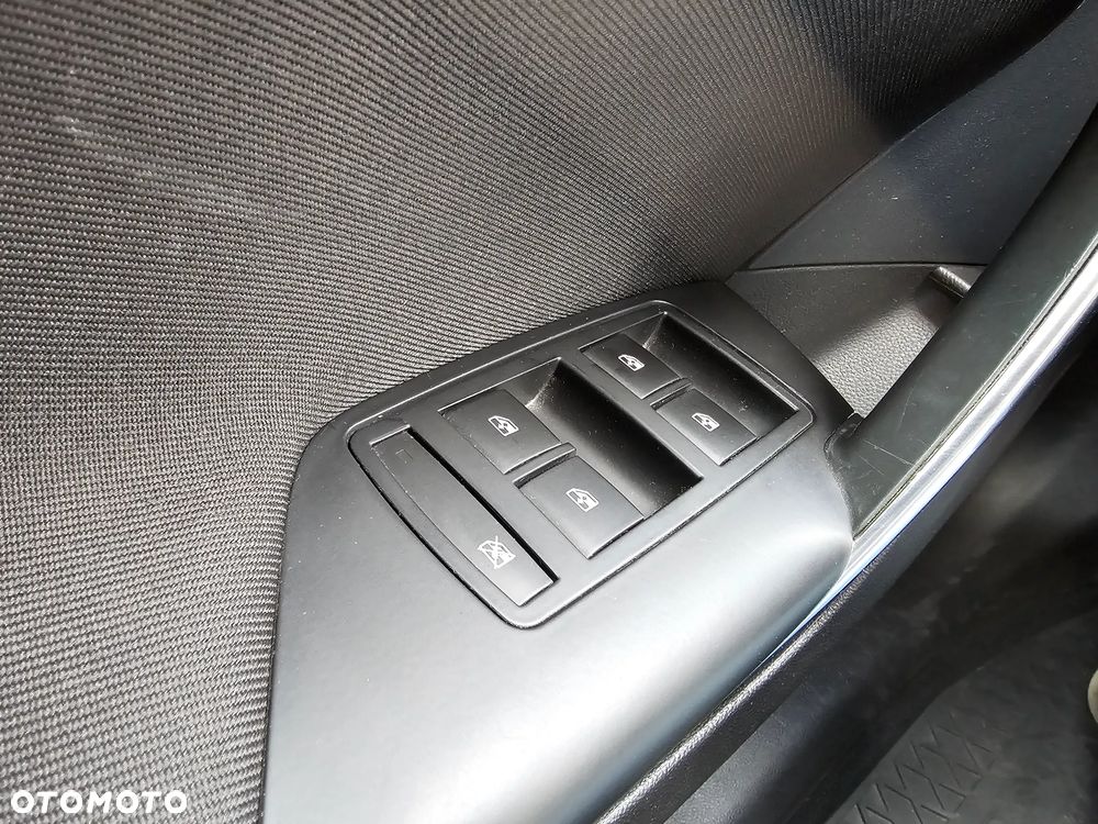 Opel Insignia 2.0 CDTI Cosmo S&S - 11