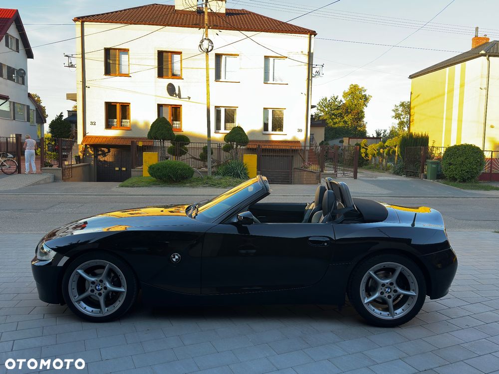 BMW Z4 2.5i - 18