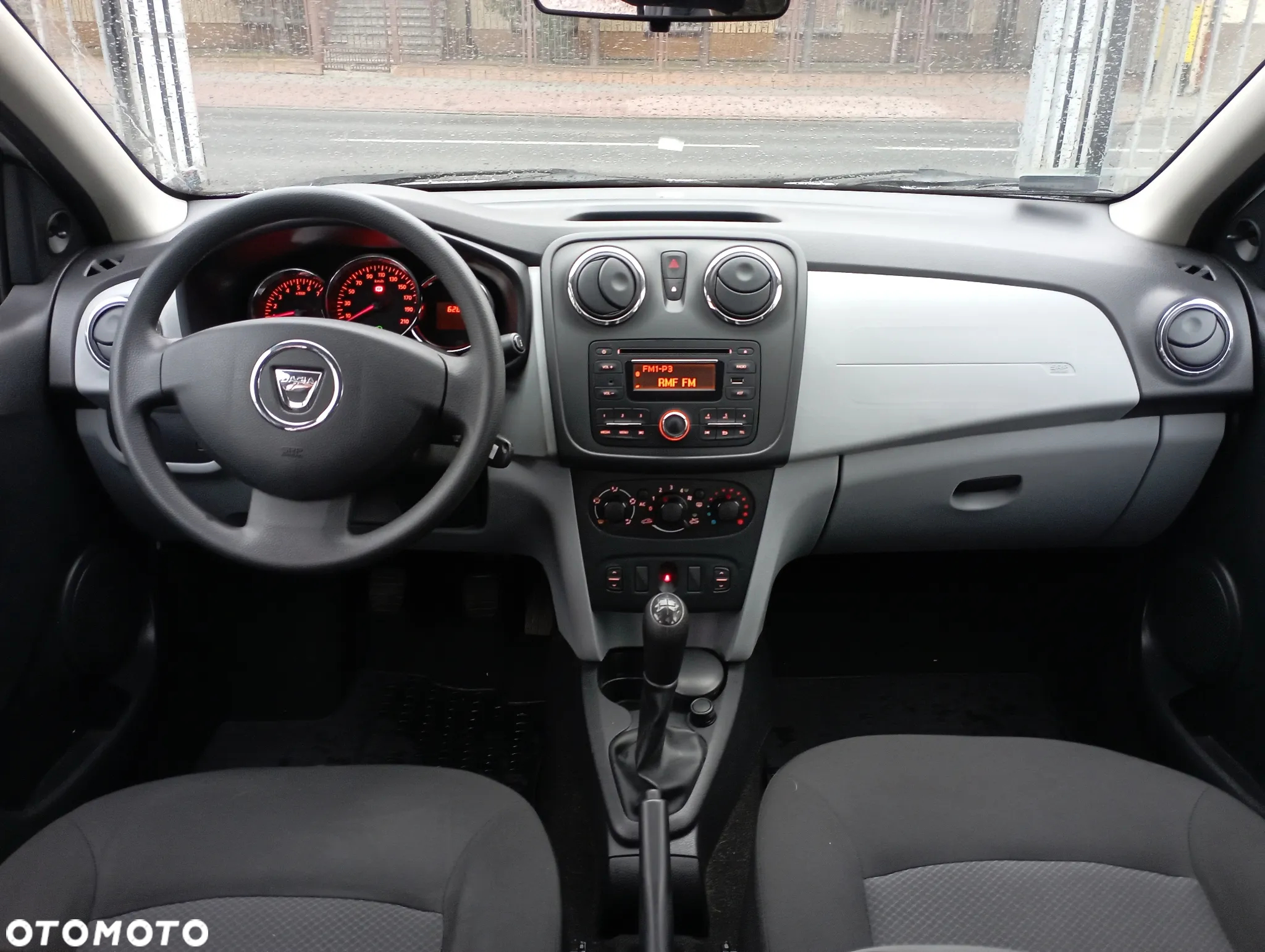 Dacia Logan 1.2 16V Access - 7