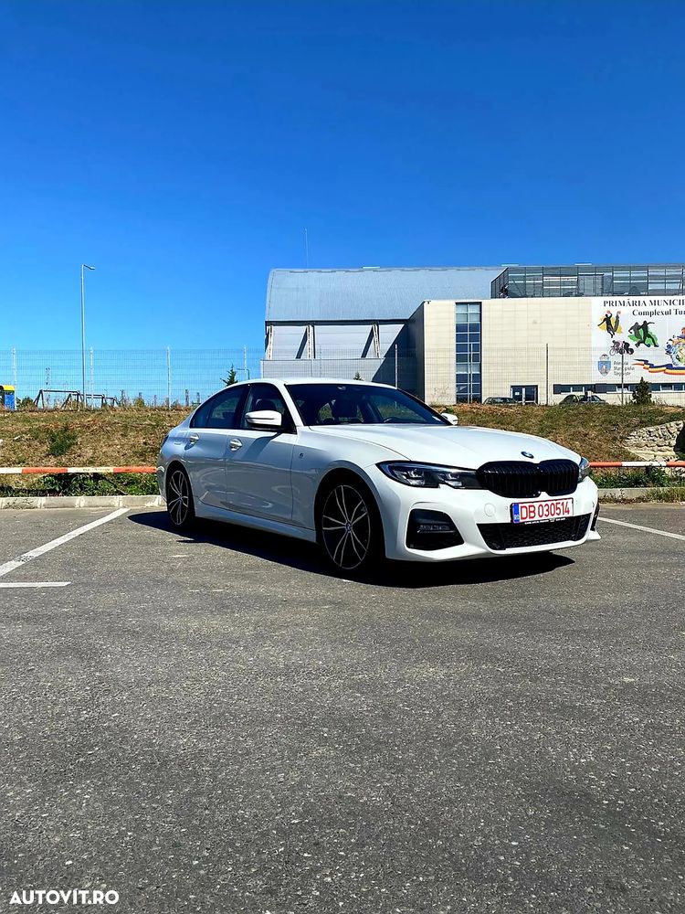 BMW Seria 3 318i Aut. M Sport - 4