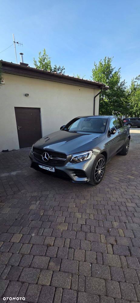 Mercedes-Benz GLC - 1