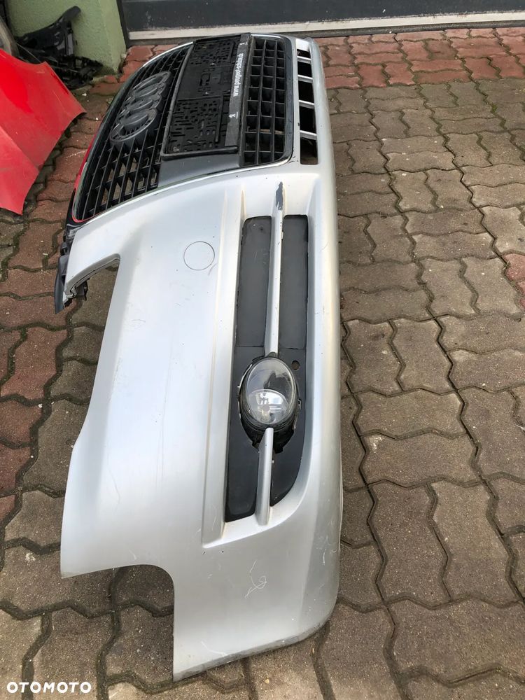 AUDI B6 ZDERZK  PRZÓD GRILL - 8