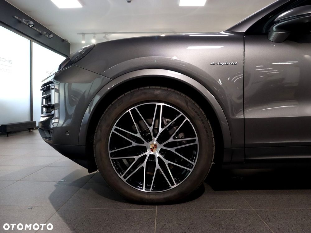Porsche Cayenne E-Hybrid PHEV - 11