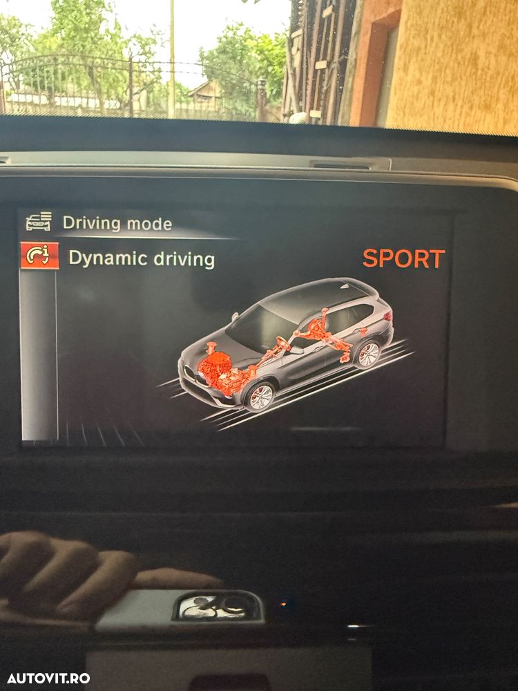 BMW X1 sDrive18d xLine - 17