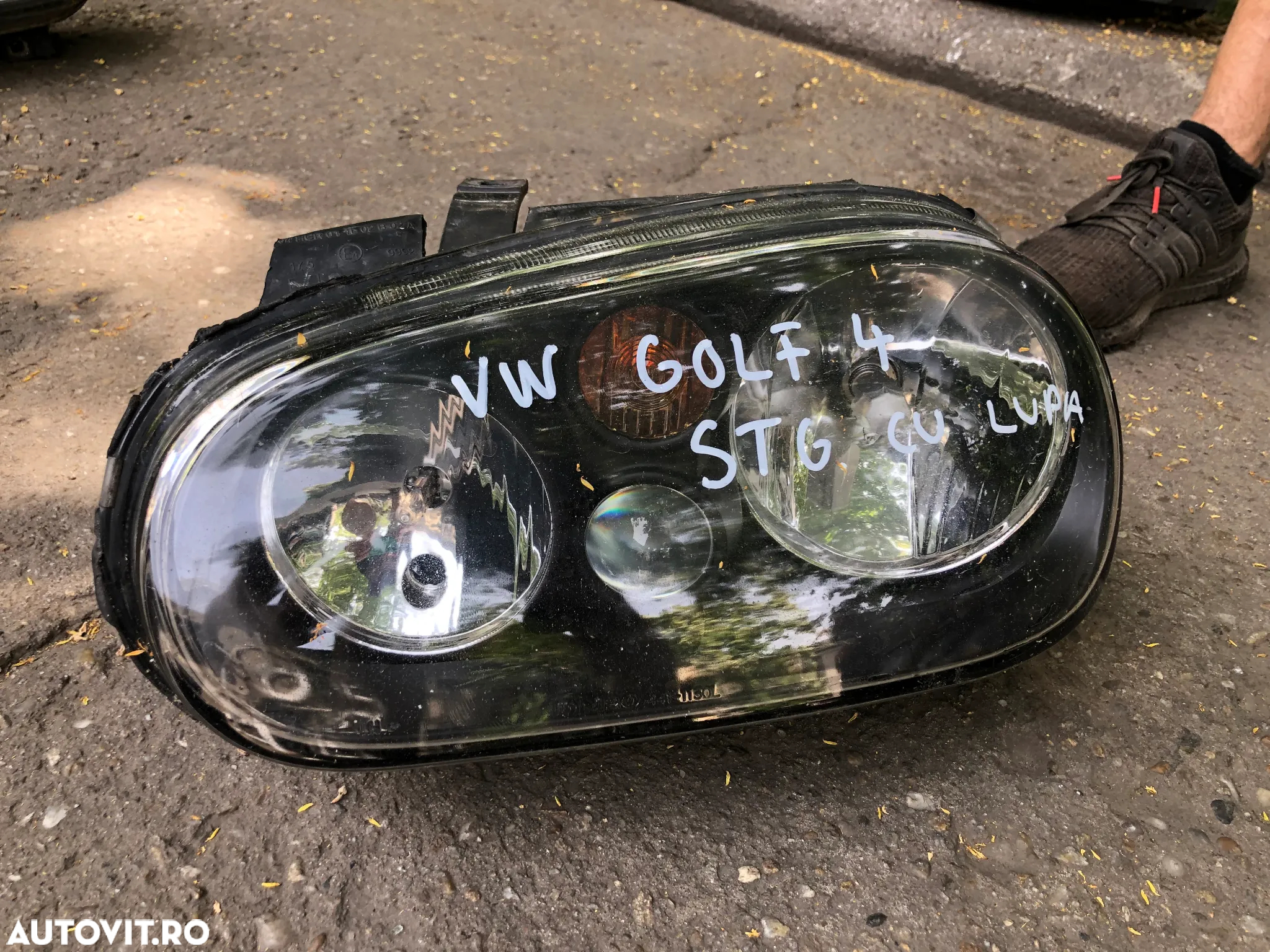 Far stanga/far dreapta Volkswagen Golf 4 halogen - 11