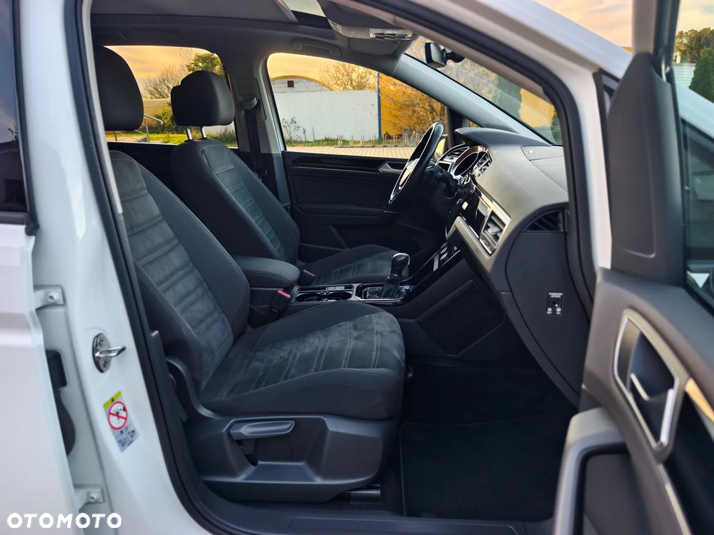 Volkswagen Touran 1.5 TSI ACT OPF DSG UNITED - 19
