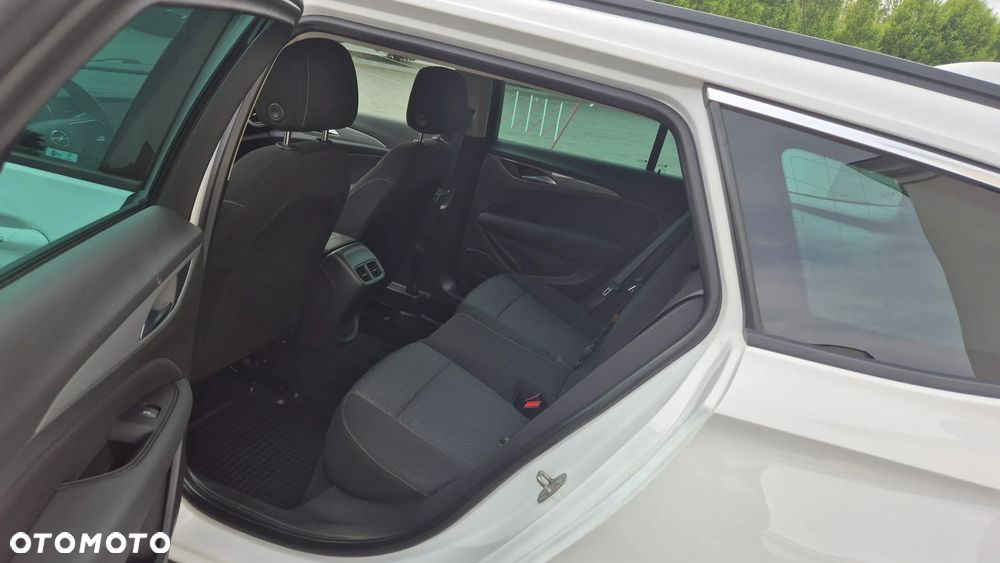Opel Insignia 2.0 Automatik Business Edition - 17