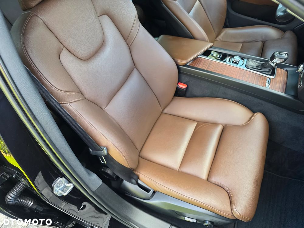 Volvo V60 T5 Geartronic Momentum Pro - 24