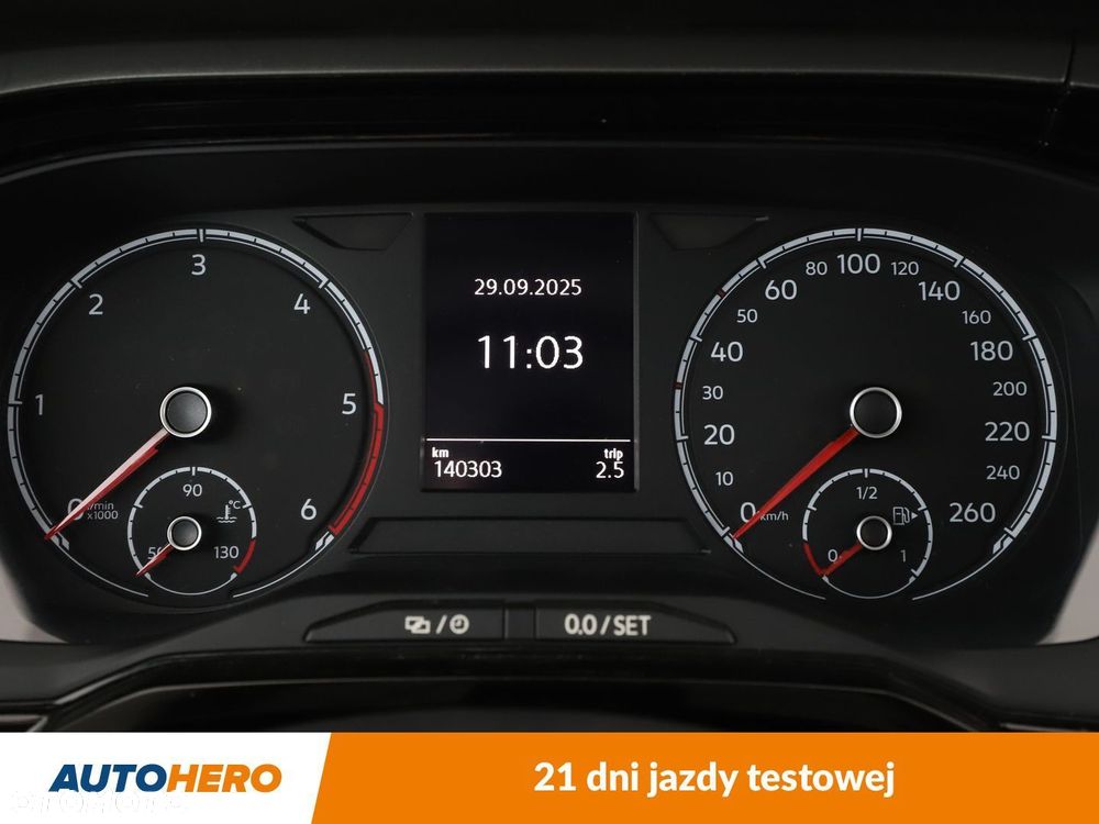 Volkswagen Polo - 19