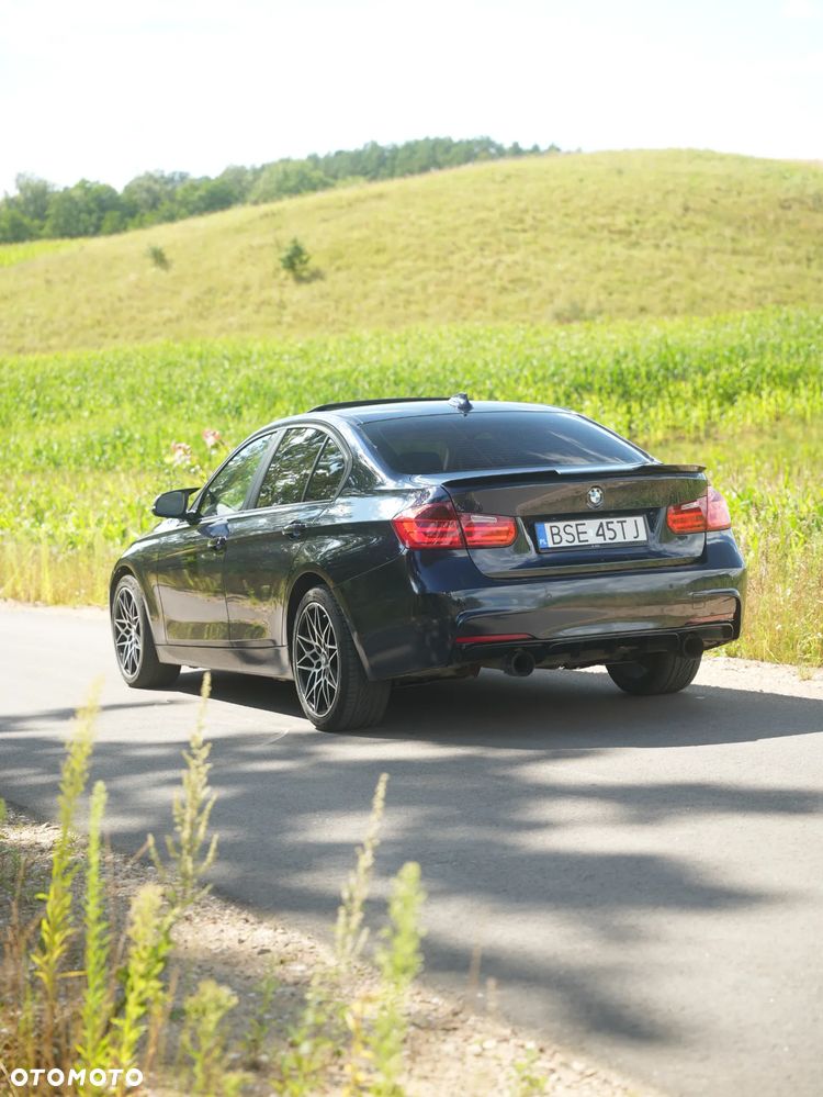 BMW 3 Series 2014 photo 4
