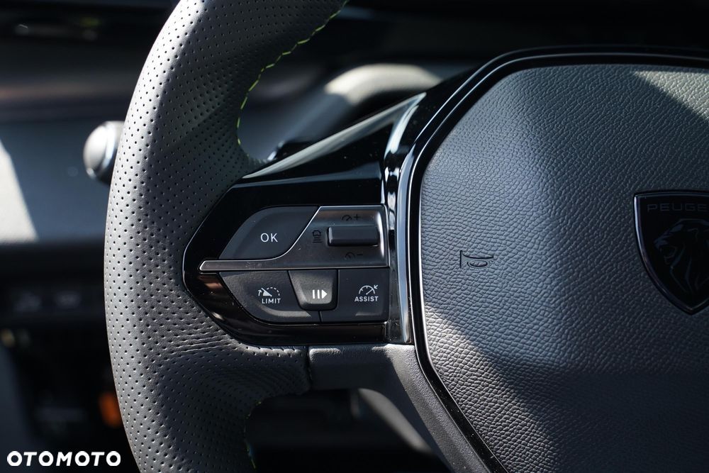 Peugeot 308 1.2 mHEV GT S&S e-DCS6 - 14