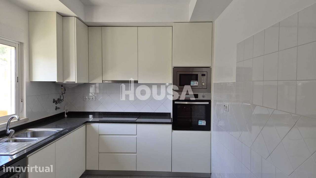 Moradia T3 Renovada | Azoia – Leiria - Grande imagem: 3/19