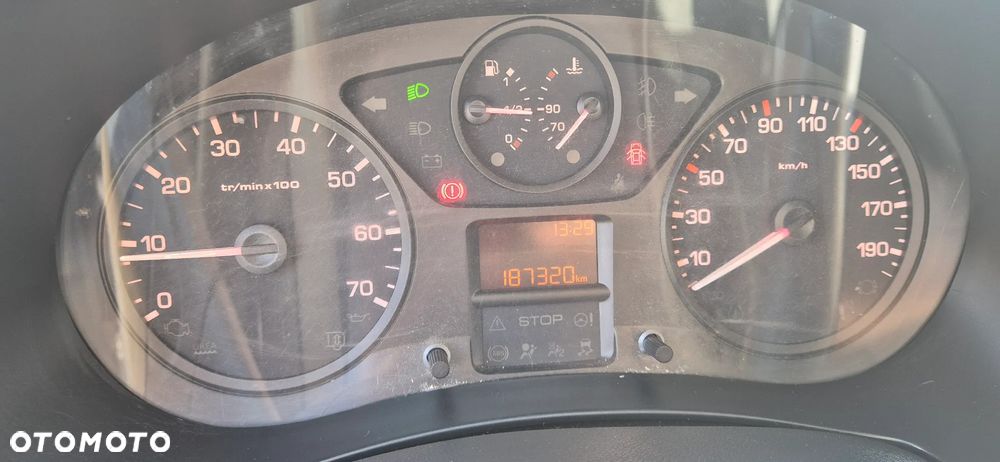 Peugeot PARTNER - 10