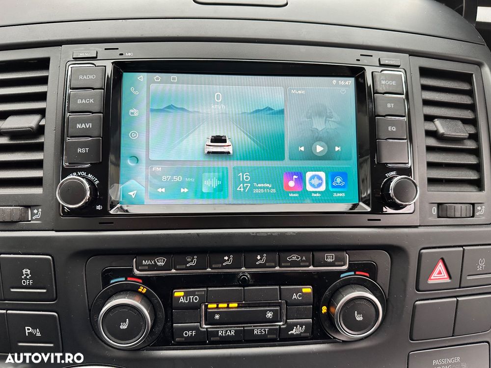 Volkswagen Multivan - 21