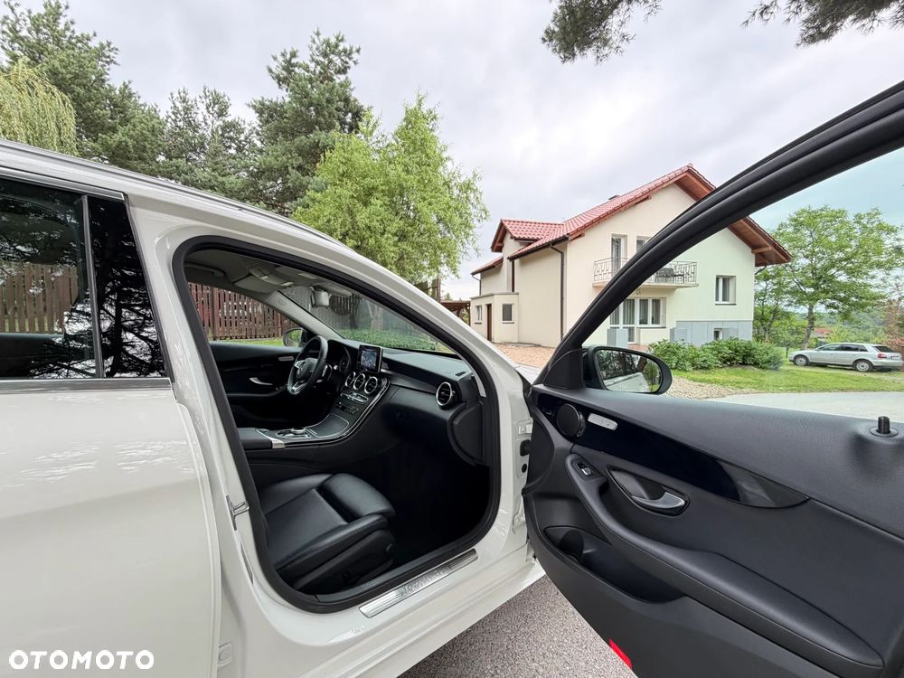 Mercedes-Benz Klasa C 200 9G-TRONIC - 25