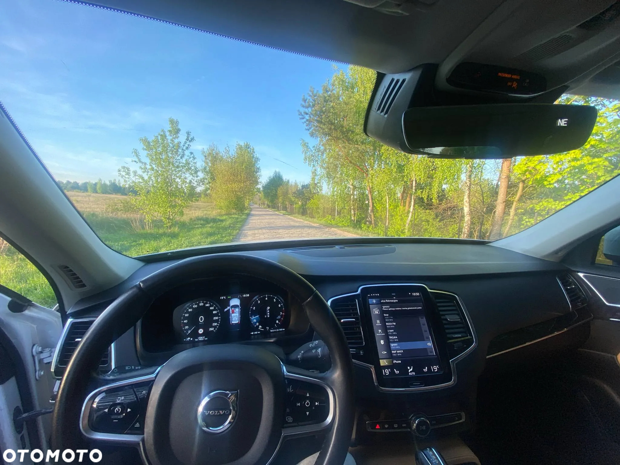 Volvo XC 90 T6 AWD Momentum 7os - 13