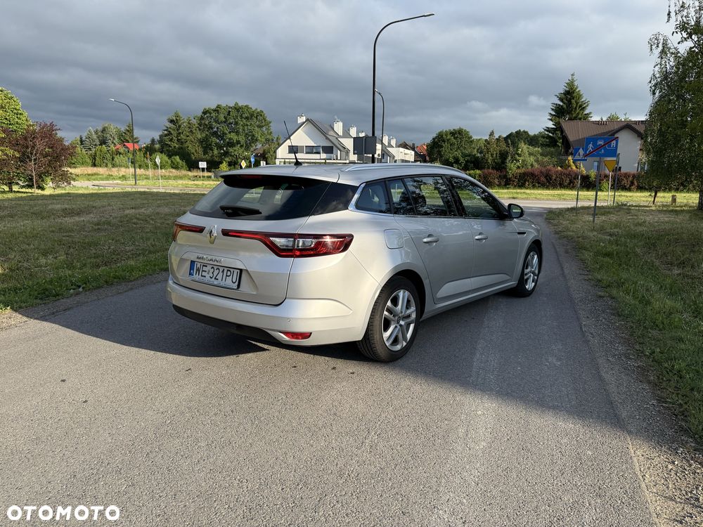 Renault Megane 2017 photo 3
