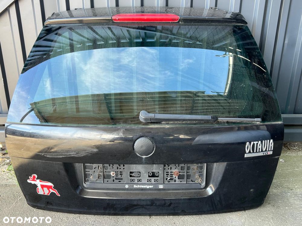 Klapa bagażnika Skoda Octavia II przedlift kombi czarna