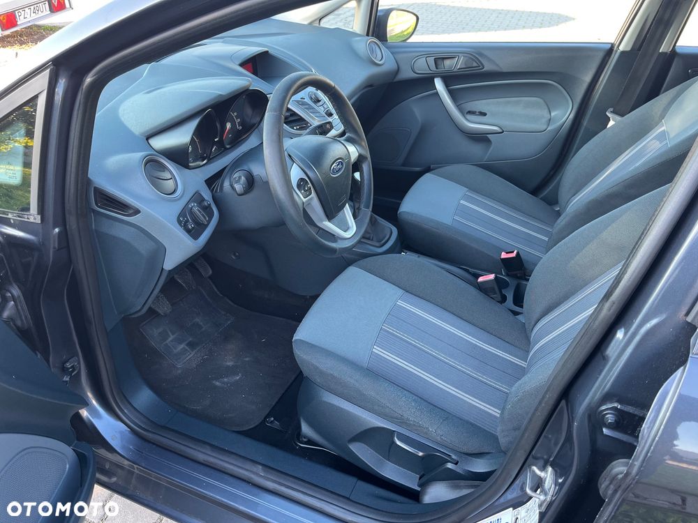 Ford Fiesta 1.25 Ambiente - 9