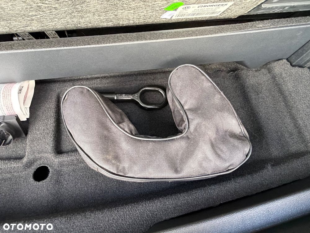 Volkswagen Touran 2.0 TDI BMT IQ Drive DSG - 26