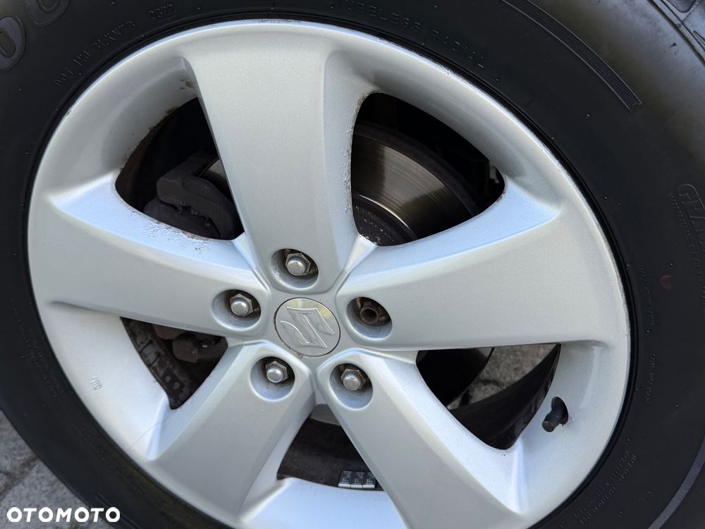Suzuki Grand Vitara 1.9 DDiS Premium EU5 - 27