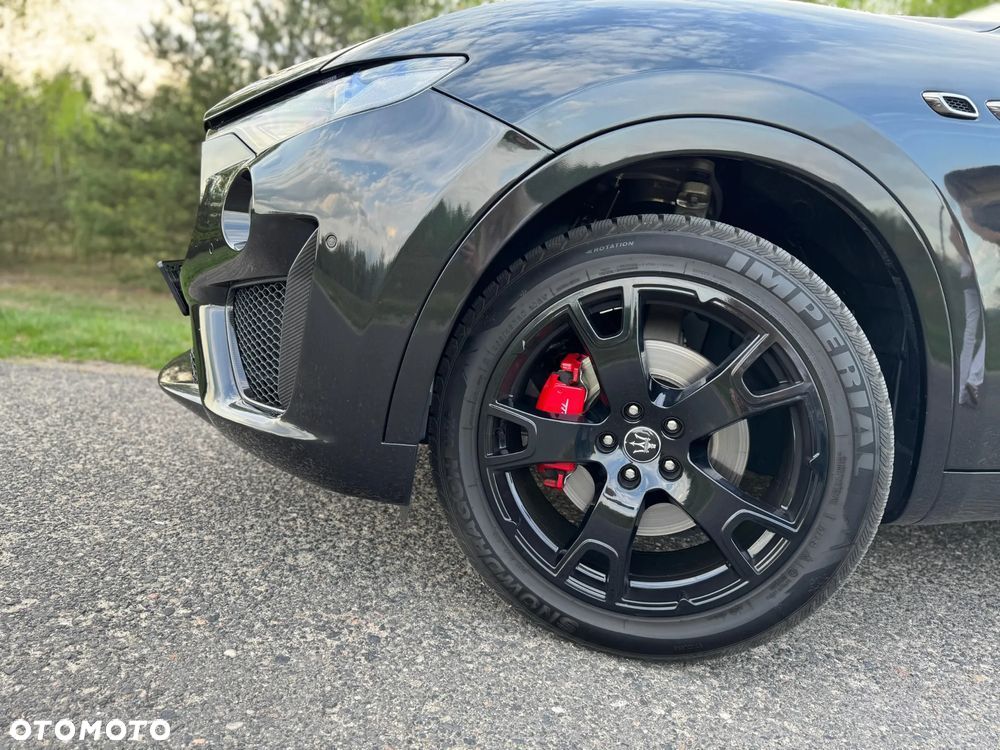 Maserati Levante Modena - 13