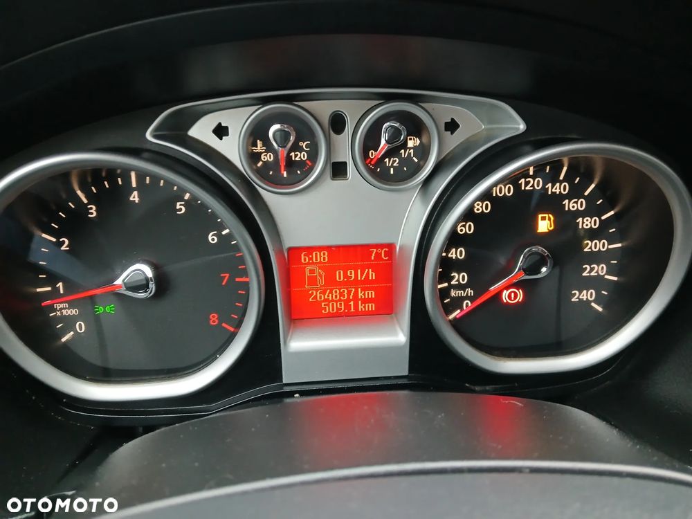 Ford Focus 1.6 16V Ambiente - 14