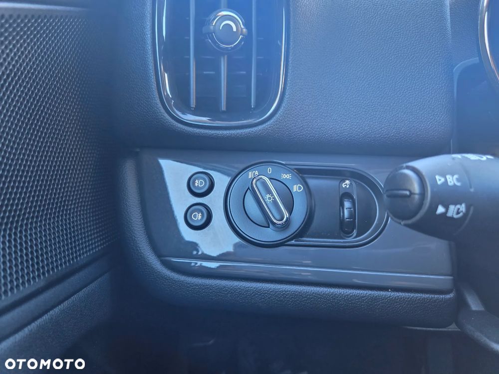 MINI Countryman Cooper Shadow Edition - 28