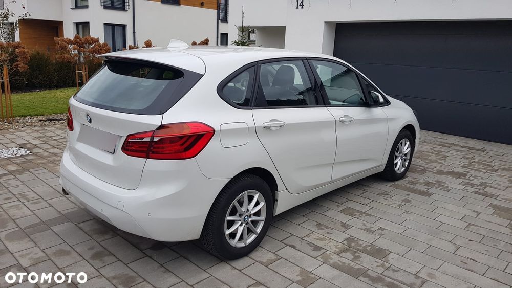 BMW Seria 2 216i - 7