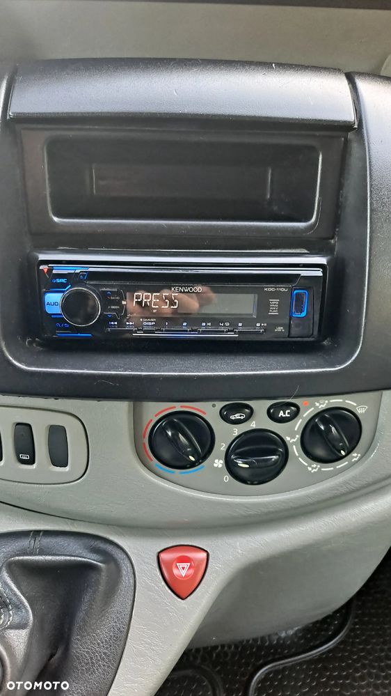Renault Trafic - 27