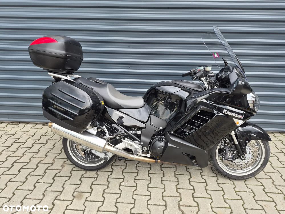 Kawasaki GTR - 6