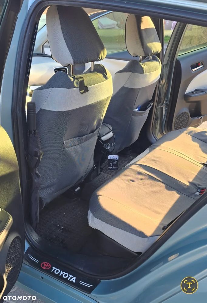 Toyota Prius Hybrid Comfort - 6