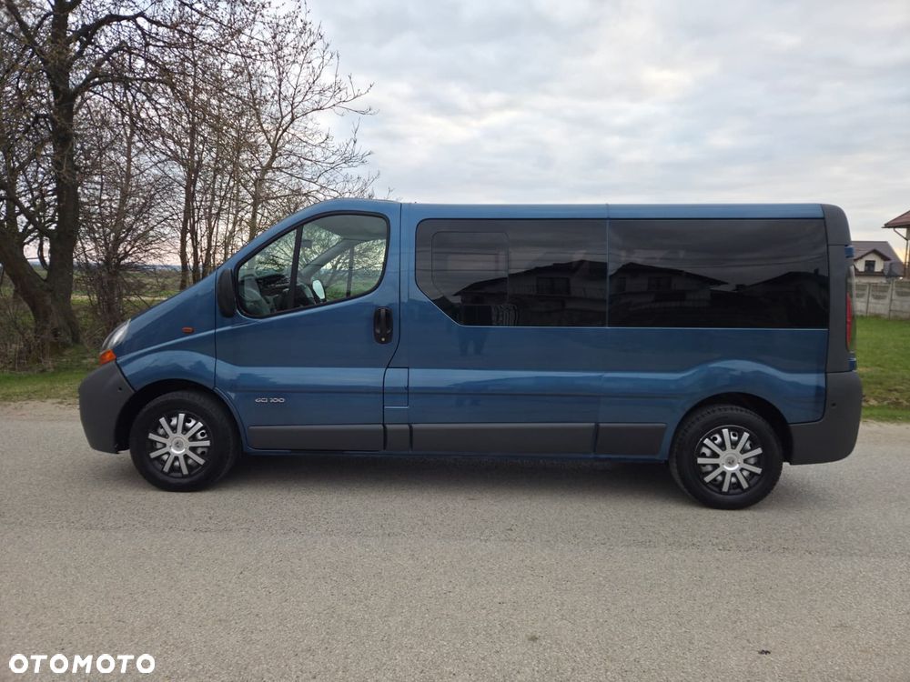 Renault Trafic Passenger Expression - 10
