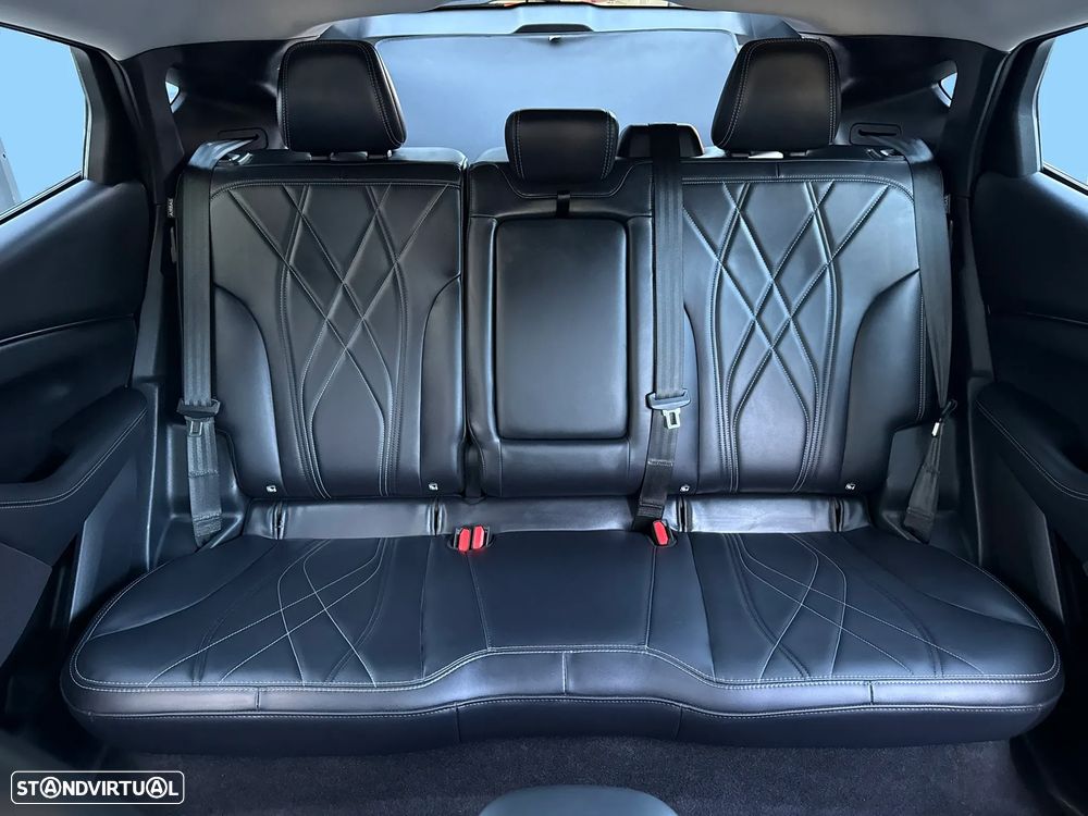 Ford Mustang Mach-E Standard - 44