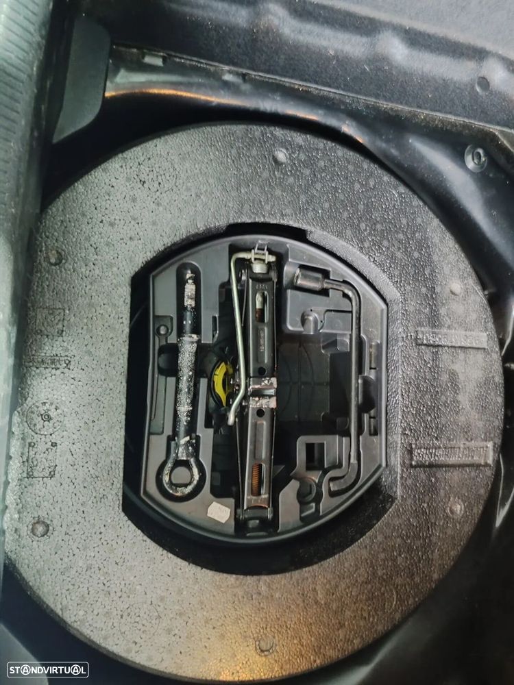 Peugeot 207 1.4 HDi Trendy - 31