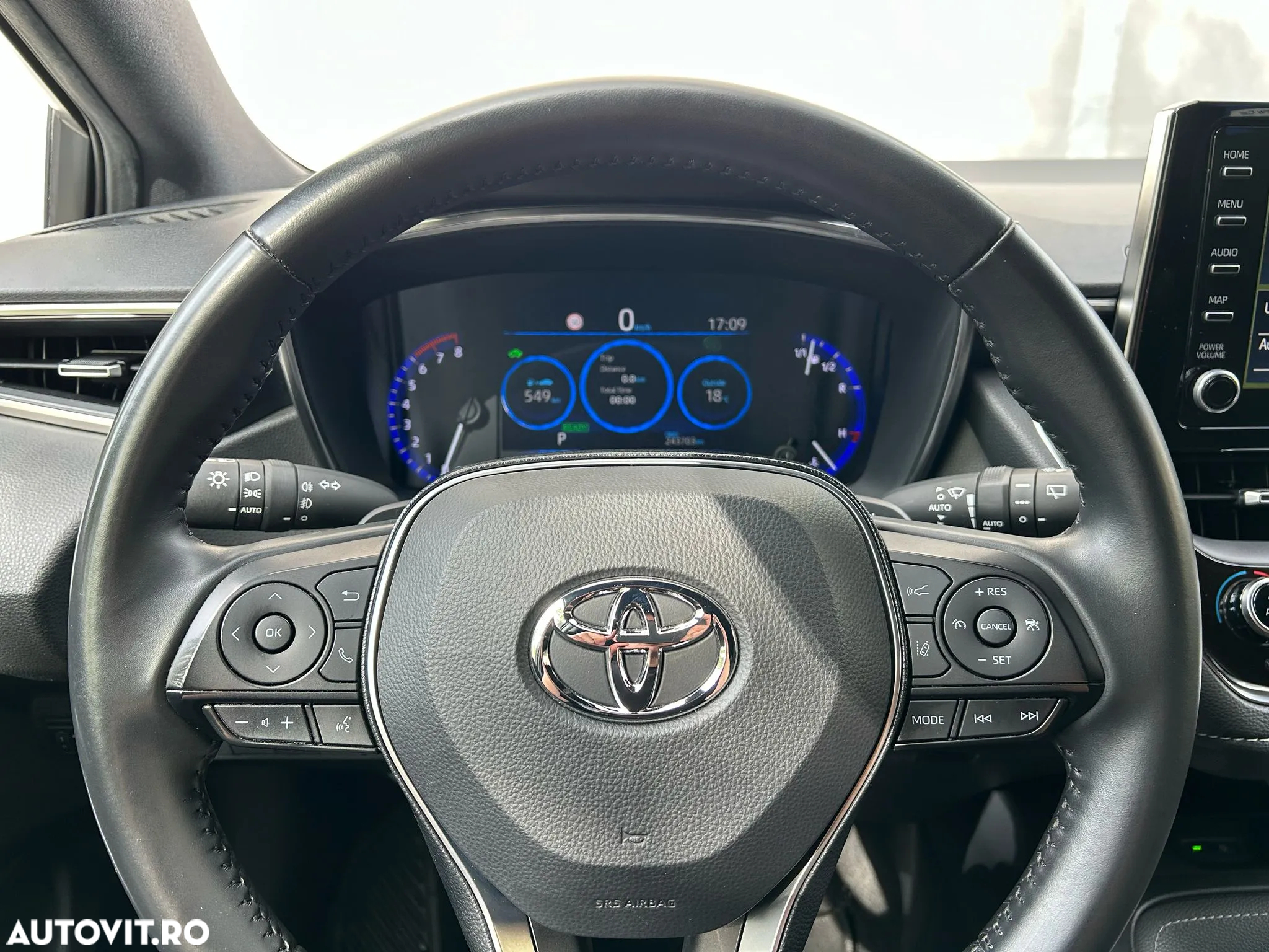 Toyota Corolla 2.0 Hybrid Touring Sports Lounge - 14