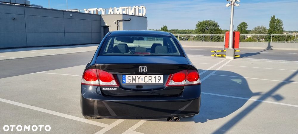 Honda Civic 1.8 Base - 4