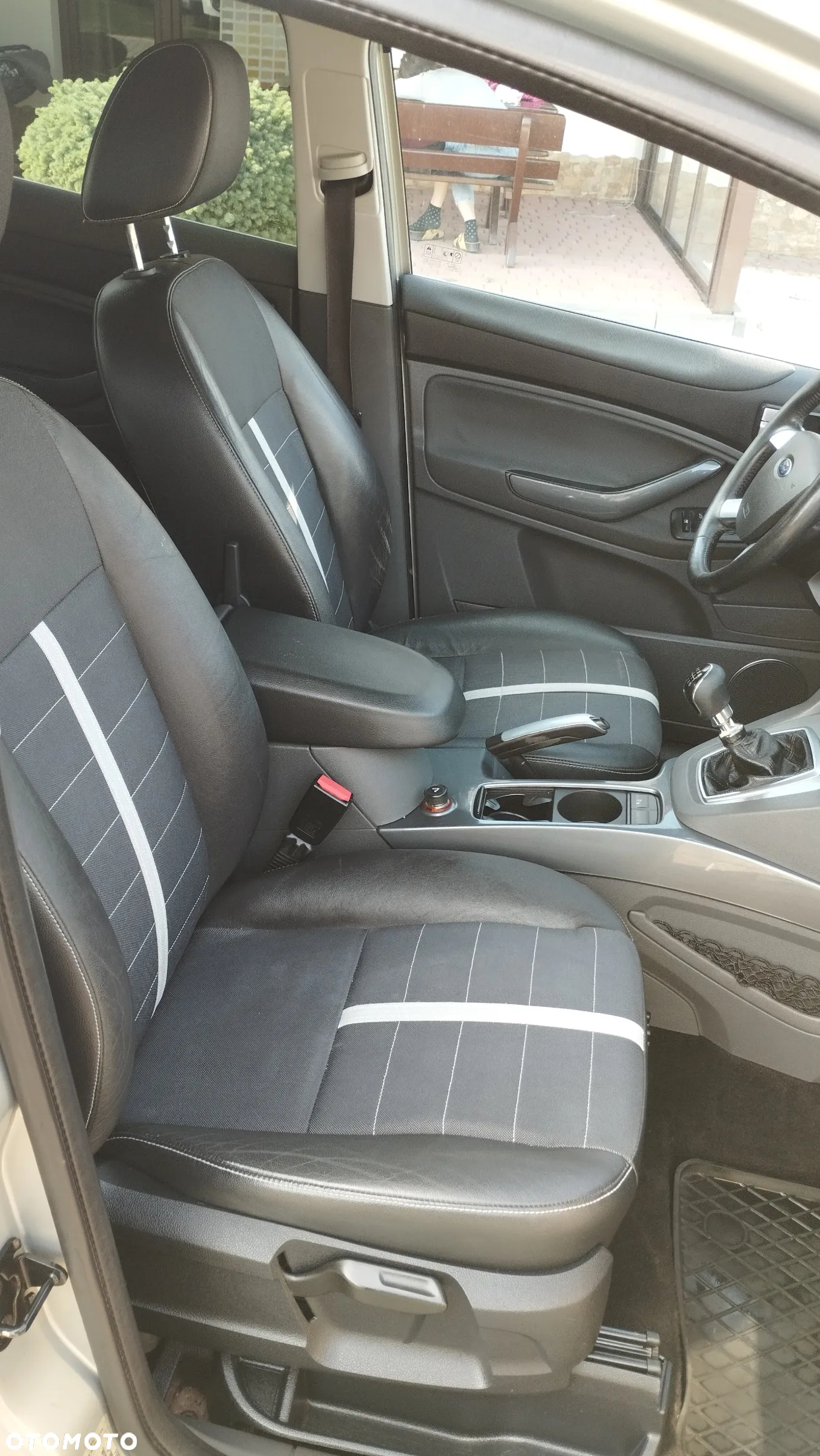 Ford Kuga 2.0 TDCi 4x4 Trend - 13