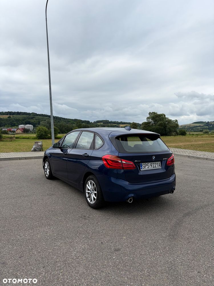 BMW Seria 2 218d - 7