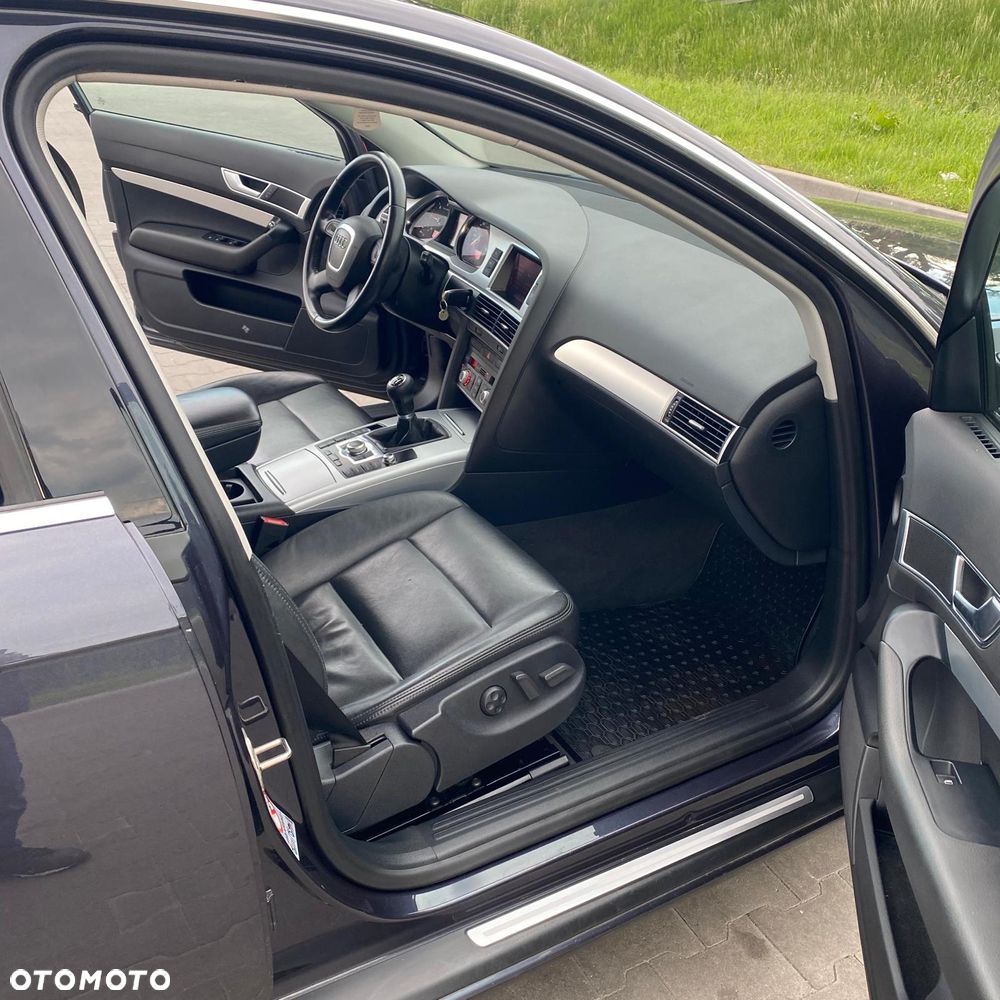 Audi A6 Avant - 11