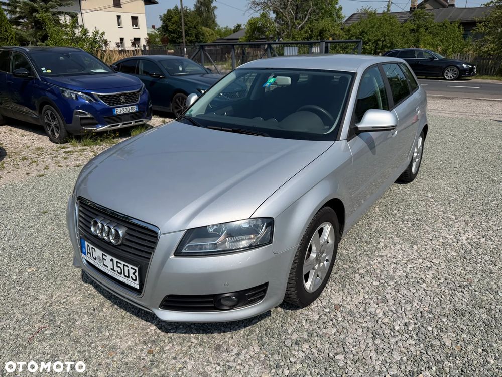 Audi A3 Sportback 1.6 Attraction - 2