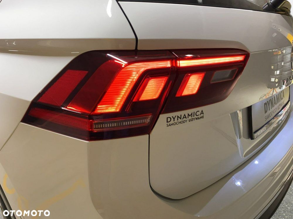 Volkswagen Tiguan - 12