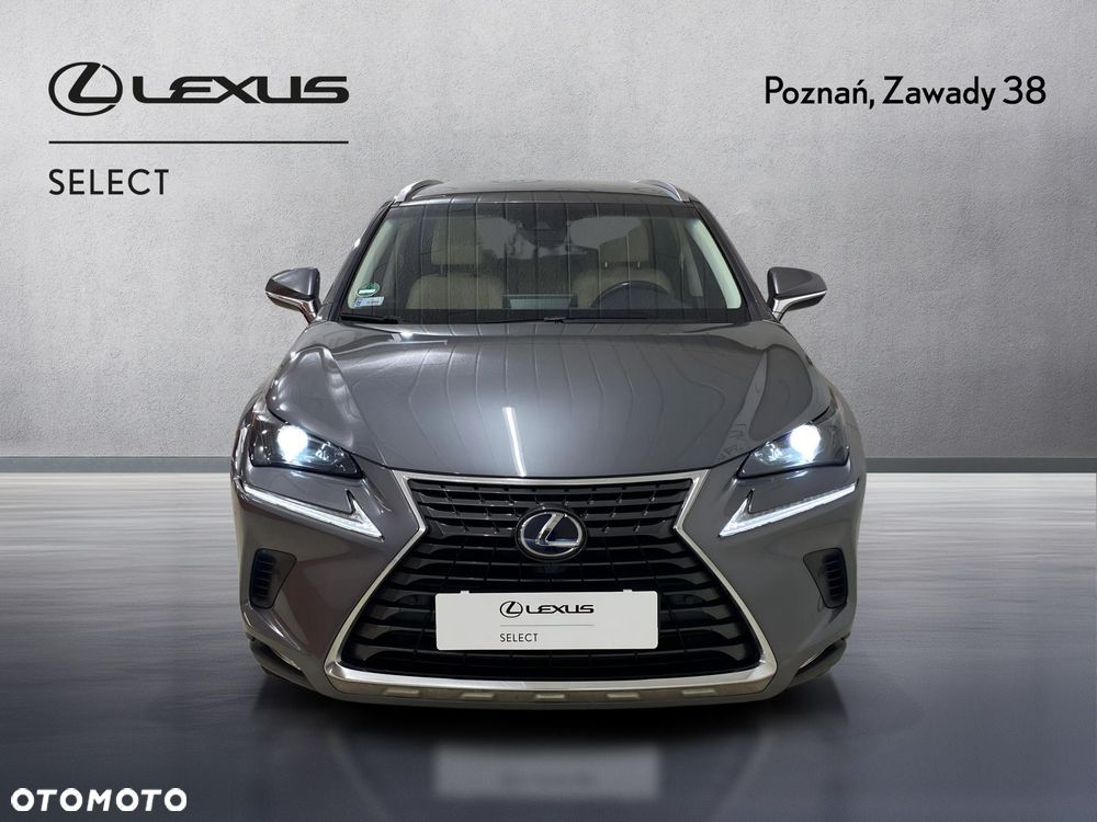 Lexus NX 300h Comfort AWD - 8
