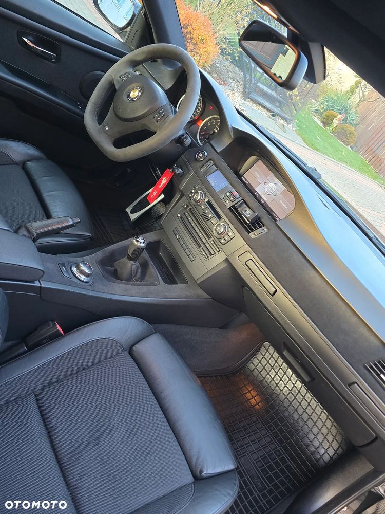 BMW Seria 3 335i - 12